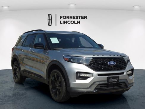 Used 2022 Ford Explorer ST-Line w/ Class IV Trailer Tow Package AWD/4WD image 1