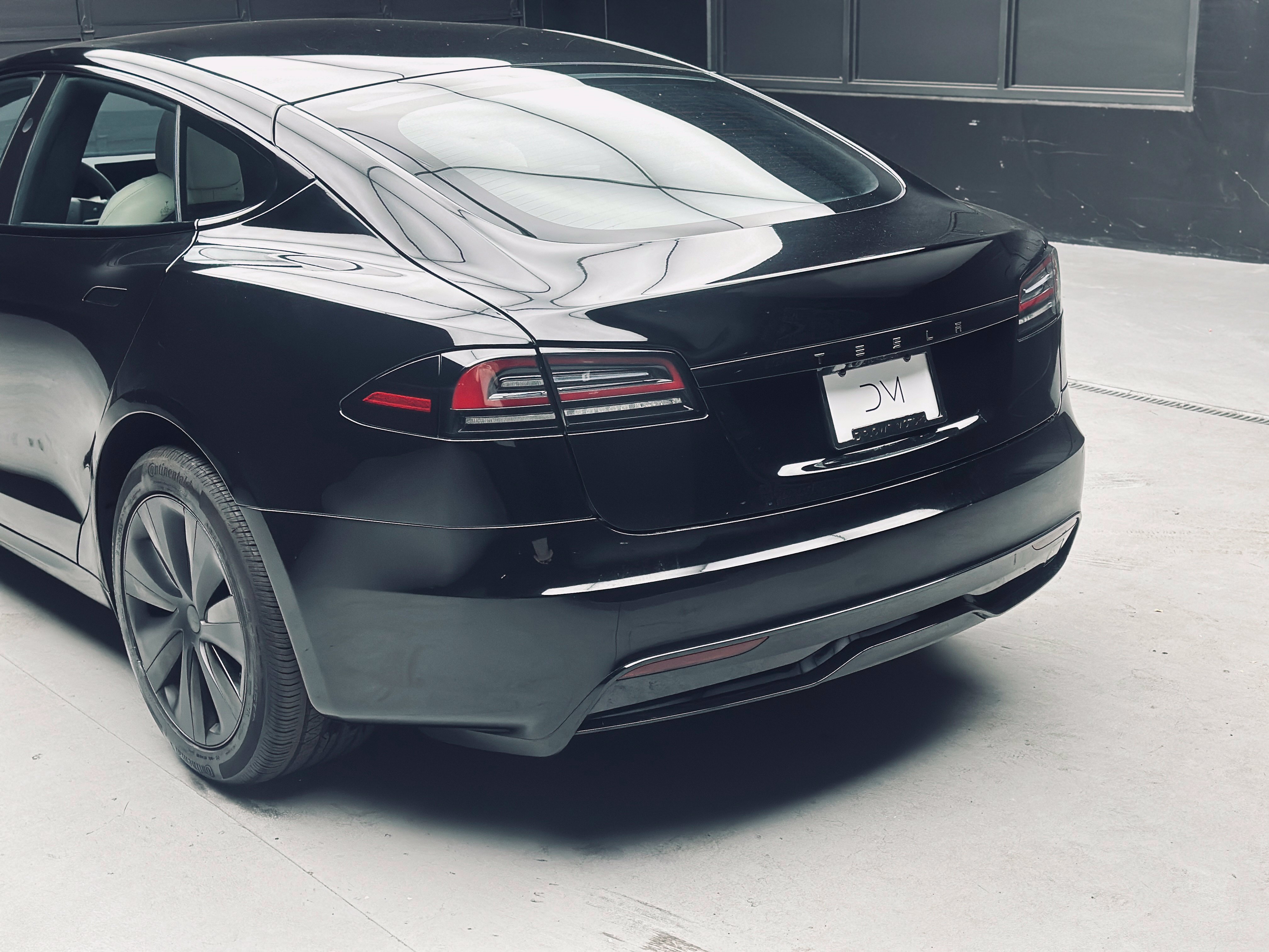 Used 2024 Tesla Model S AWD/4WD image 16