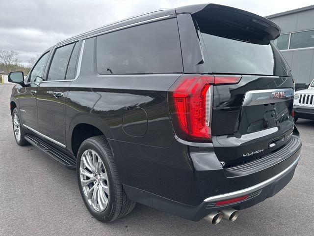 Used 2024 GMC Yukon XL Denali AWD/4WD image 3