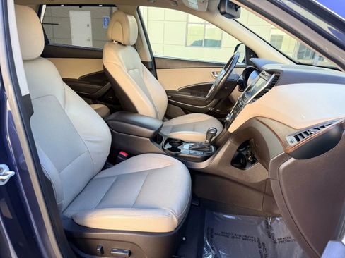 Used 2017 Hyundai Santa Fe Limited image 21