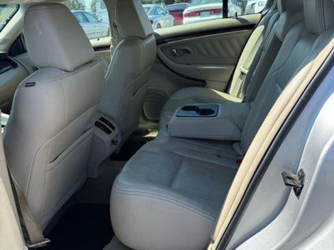 Used 2012 Ford Taurus Limited FWD image 12