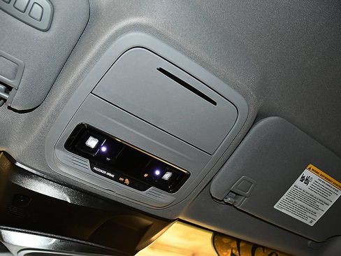 Used 2022 Lincoln Corsair AWD w/ Equipment Group 101A image 26