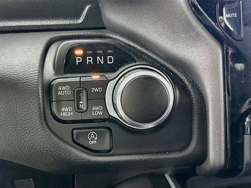 Used 2023 RAM 1500 Big Horn AWD/4WD image 17