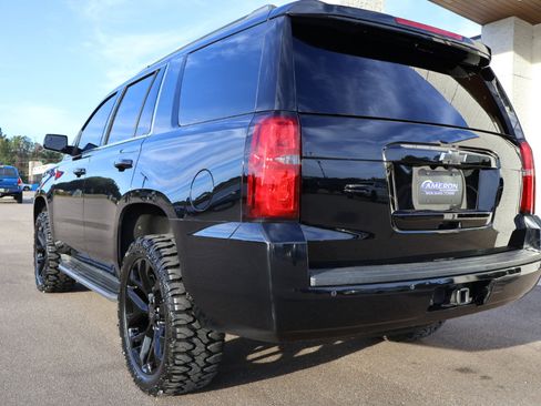 Used 2020 Chevrolet Tahoe LT image 3