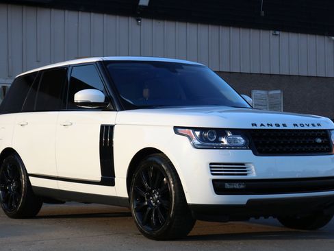 Used 2016 Land Rover Range Rover Supercharged image 5