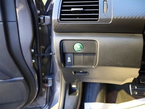 Used 2017 Honda Accord Sport image 31