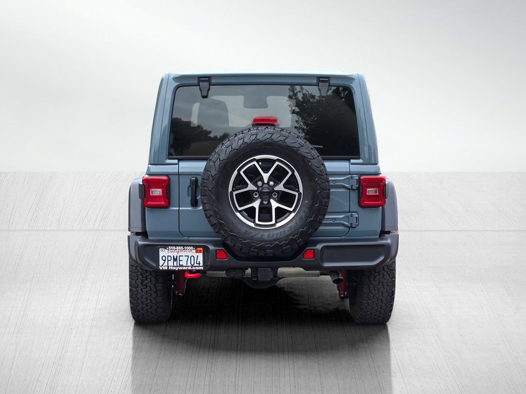 Used 2024 Jeep Wrangler Unlimited Rubicon w/ Convenience Group AWD/4WD image 6
