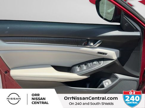 Used 2020 Honda Accord Touring image 16