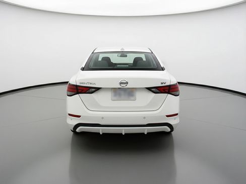 Used 2024 Nissan Sentra SV image 7