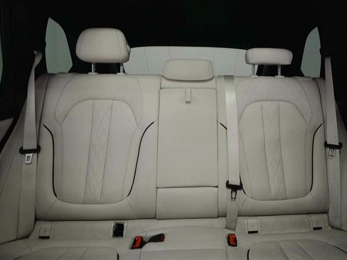 Used 2023 BMW X5 xDrive40i w/ M Sport Package AWD/4WD image 9