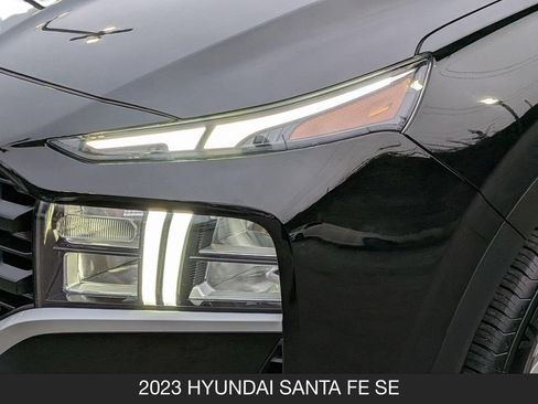 Used 2023 Hyundai Santa Fe SE AWD/4WD image 10