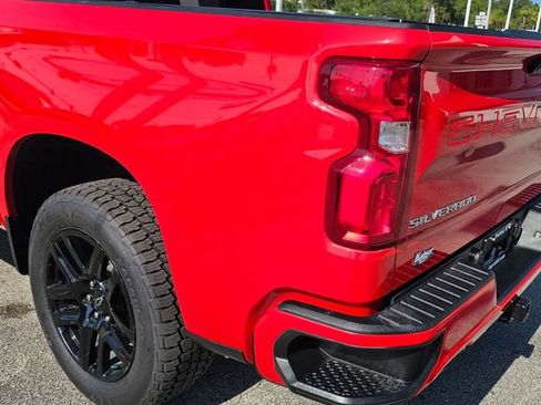 Used 2023 Chevrolet Silverado 1500 RST AWD/4WD image 14