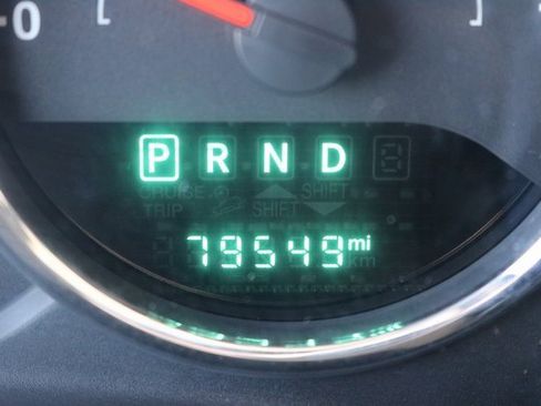 Used 2016 Jeep Wrangler Unlimited Rubicon w/ Connectivity Group image 24