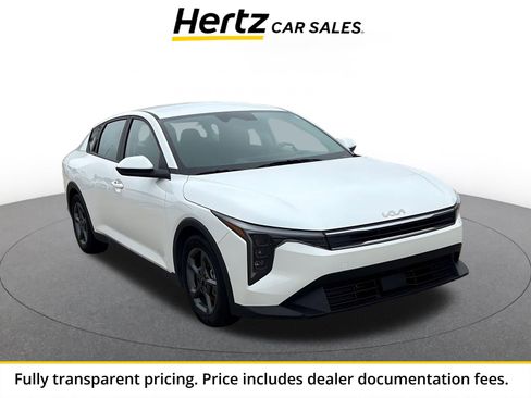 Used 2025 Kia K4 FWD image 1