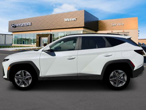 New 2026 Hyundai Tucson SEL image 3