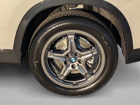 Used 2026 BMW X1 xDrive28i w/ Technology Package image 10