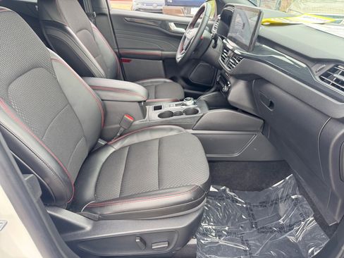 New 2024 Ford Escape ST-Line Select w/ Tech Pack #2 image 19
