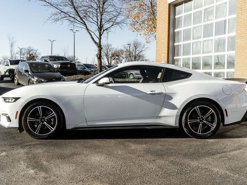 Used 2024 Ford Mustang Premium image 31