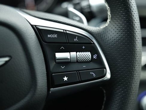 Used 2025 Genesis G70 3.3T Advanced image 35