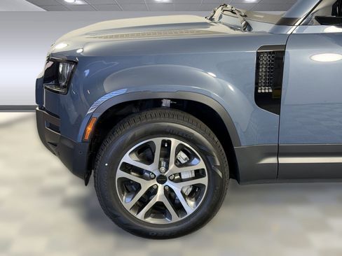 Used 2026 Land Rover Defender 110 S AWD/4WD image 9