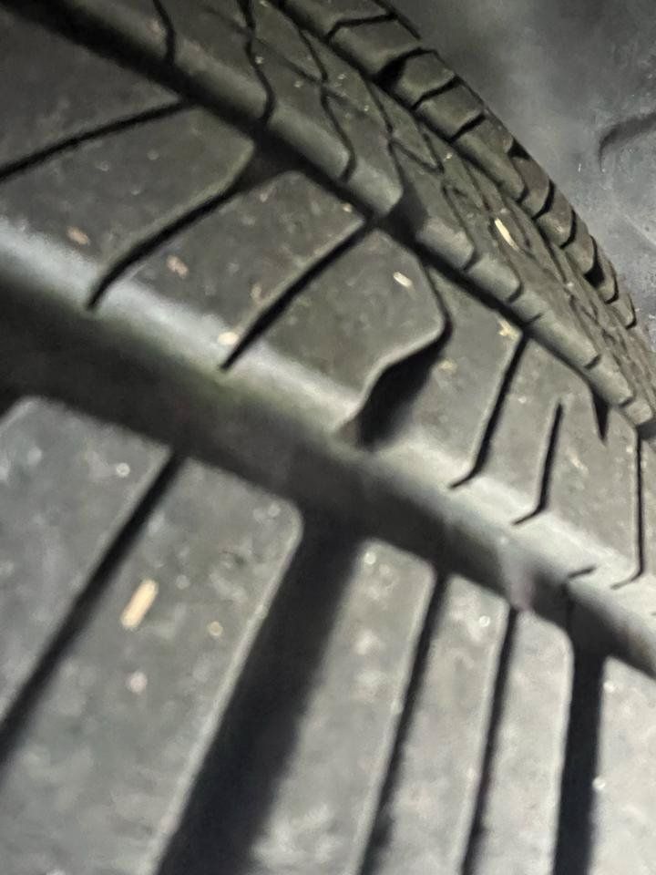 Used 2014 Ford Focus SE FWD image 19