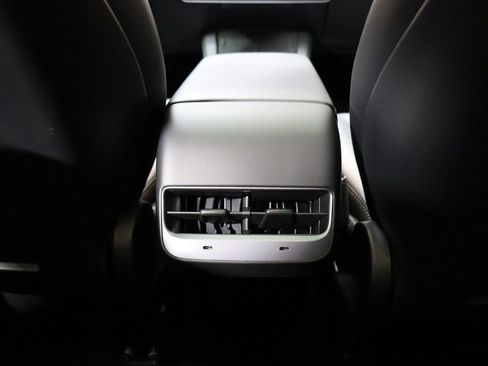 Used 2023 Tesla Model 3 Standard Range image 44