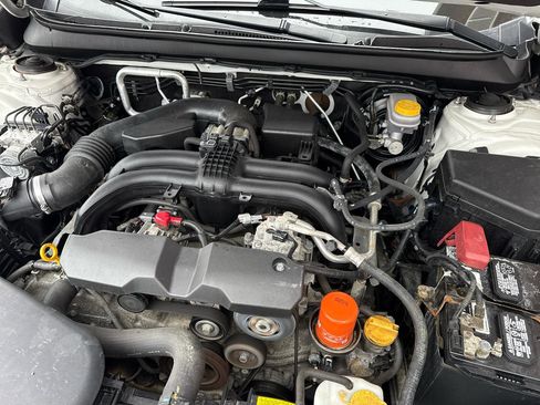Used 2017 Subaru Legacy 2.5i Premium AWD/4WD image 21