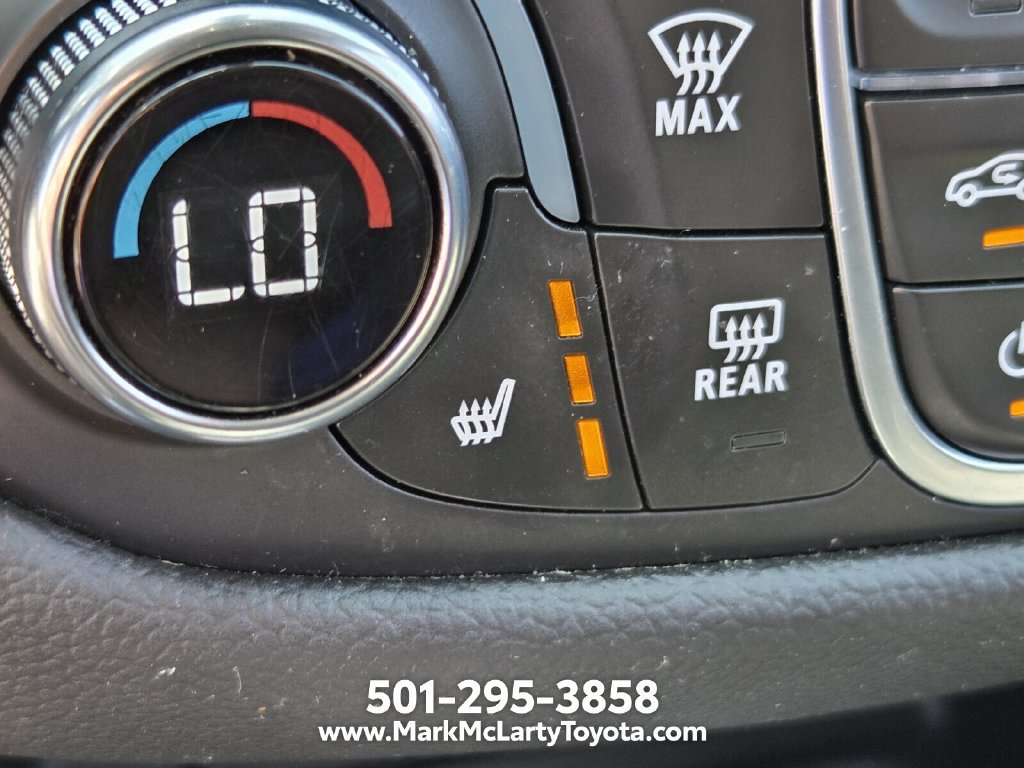 Used 2023 Chevrolet Equinox LT FWD image 20