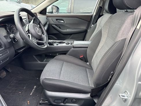 Certified 2023 Nissan Rogue SV image 5