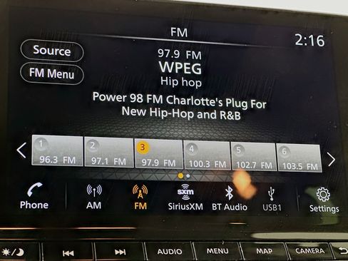 Used 2022 Nissan Pathfinder SL w/ SL Premium Package image 21