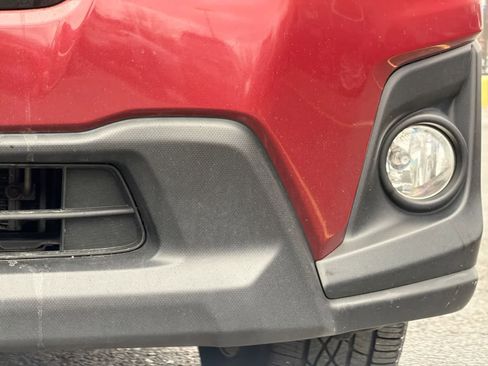 Used 2019 Subaru Crosstrek 2.0i Premium image 11