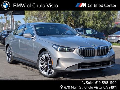 New 2026 BMW 530i RWD image 1