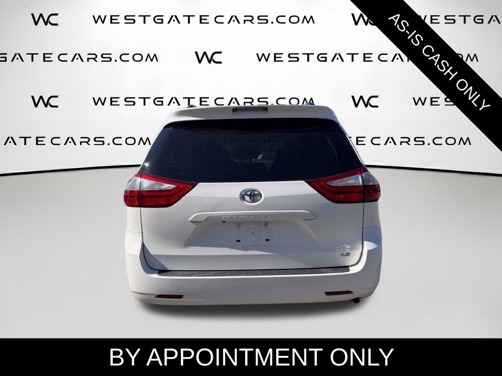 Used 2016 Toyota Sienna LE FWD image 21