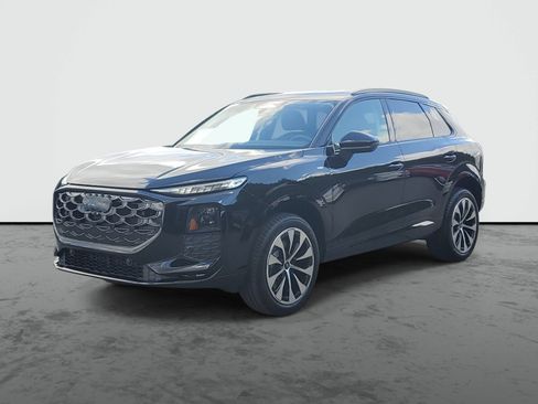 New 2026 Audi Q3 quattro 2.0T AWD/4WD image 2
