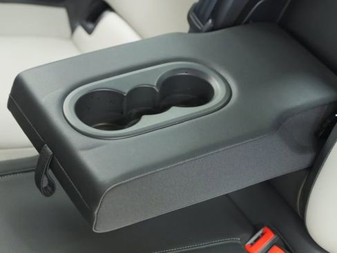 Used 2020 Volkswagen Jetta R-Line image 34