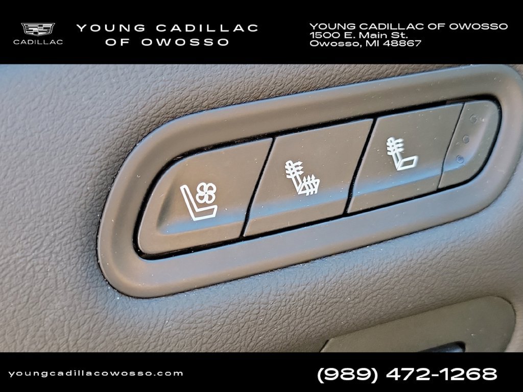 Used 2024 Cadillac Escalade Premium Luxury w/ LPO, Floor Liner Package AWD/4WD image 25