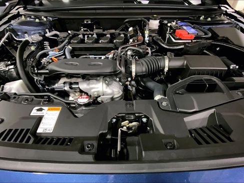 Used 2025 Honda Accord SE image 32