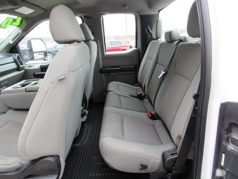 Used 2020 Ford F350 XL w/ Power Equipment Group image 27