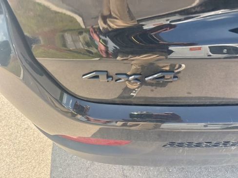 Used 2023 Jeep Compass Altitude image 22