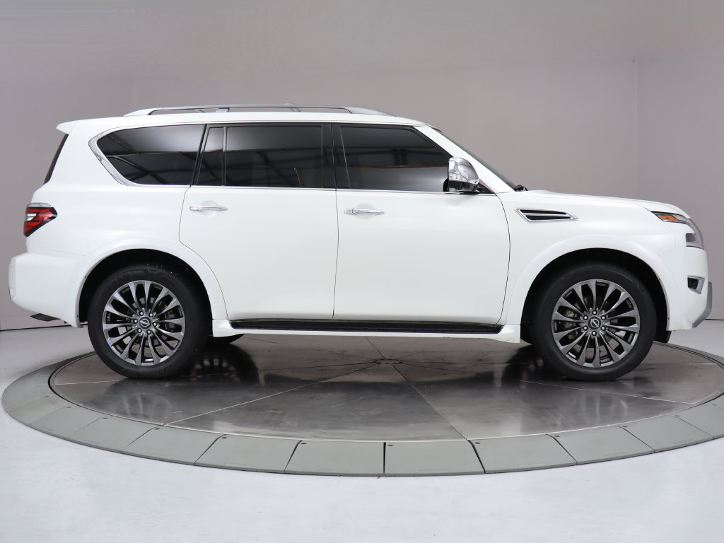 Used 2024 Nissan Armada Platinum w/ Captain's Chairs Package RWD image 6