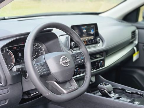 New 2026 Nissan Rogue SV FWD image 11