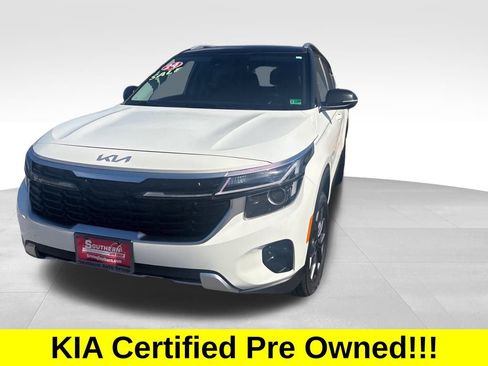 Certified 2024 Kia Seltos S image 3