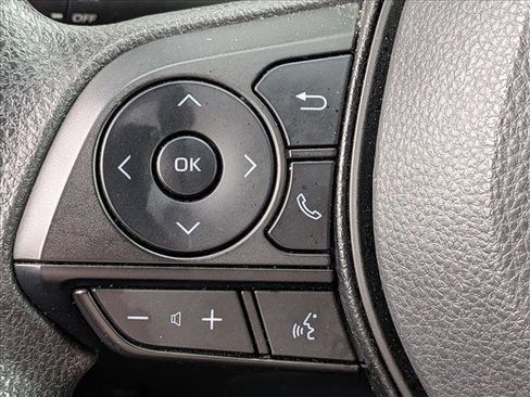 Used 2025 Toyota RAV4 LE AWD/4WD image 11