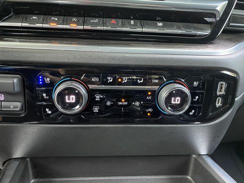 Used 2023 Chevrolet Silverado 1500 LTZ RWD image 30