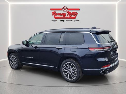 Used 2024 Jeep Grand Cherokee L Summit image 3