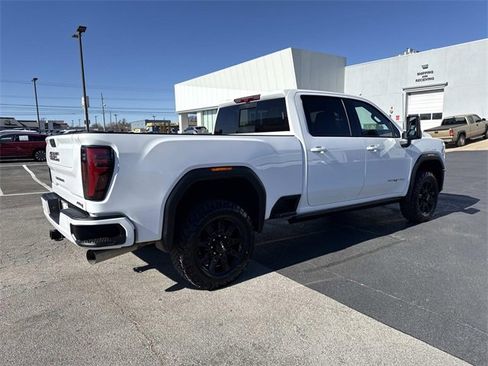 Used 2024 GMC Sierra 2500 AT4 w/ AT4 Premium Plus Package image 5