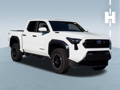 Used 2024 Toyota Tacoma TRD Off-Road AWD/4WD image 1