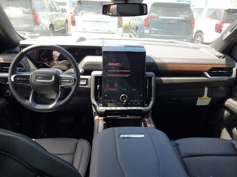 New 2026 GMC Yukon Denali w/ Sun & Power Step Package AWD/4WD image 12