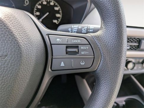 New 2026 Honda HR-V LX image 14