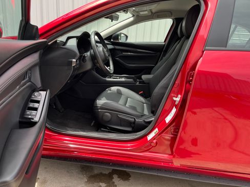 Used 2024 MAZDA MAZDA3 s FWD image 9